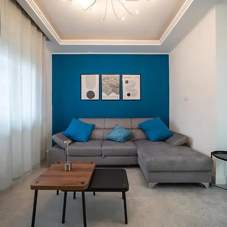 Parking - Design - Caesar House アパート ベルガモ